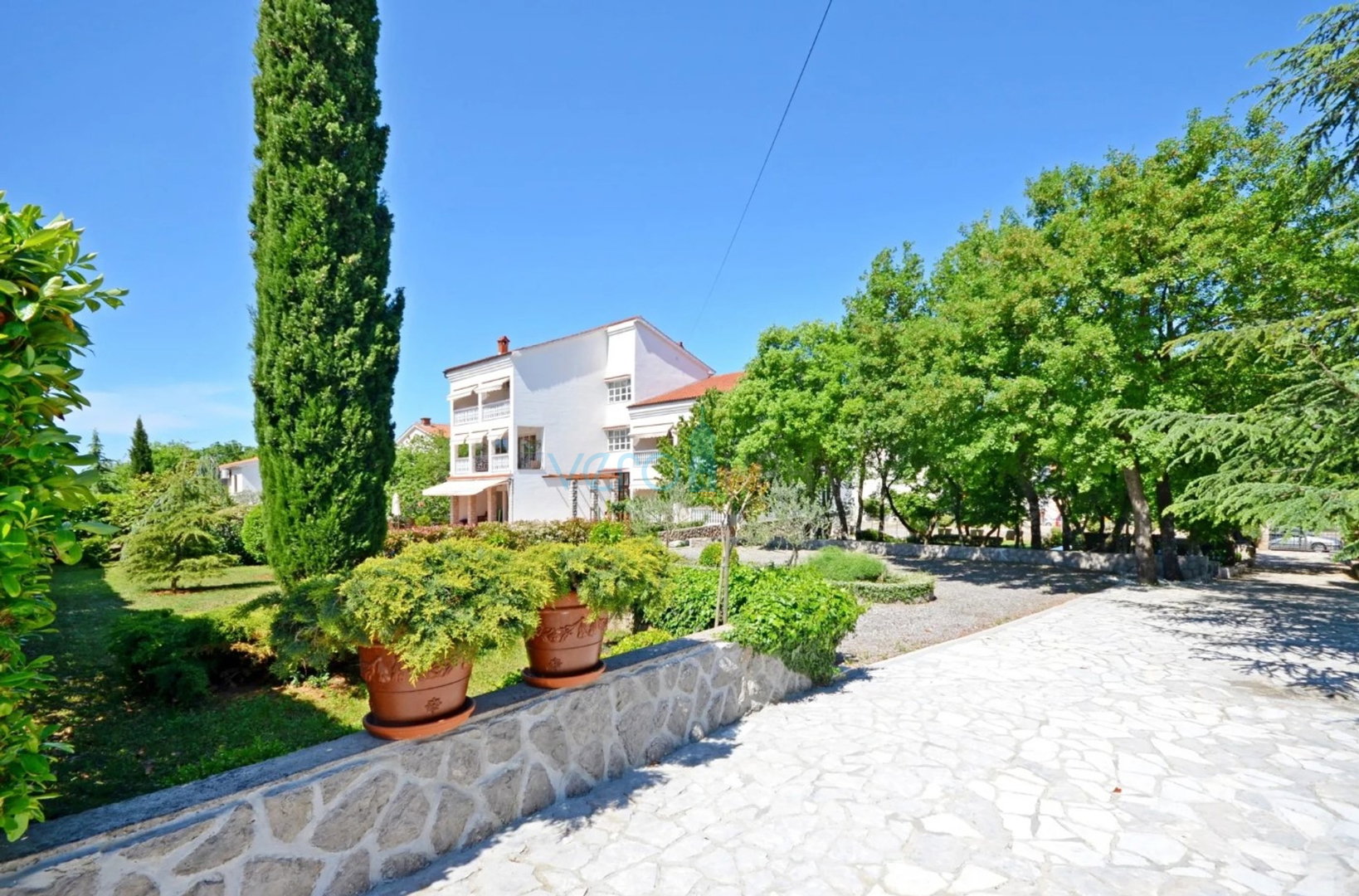 Island of Krk, Malinska, Unique villa with park and swimming pool in a great location, for sale
